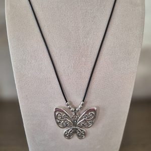 Collier papillon style fêtes